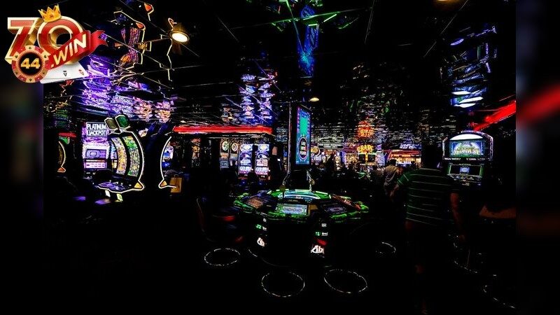 Lợi Ích Khi Chơi Trực Tuyến Trên Game Bài Chắn